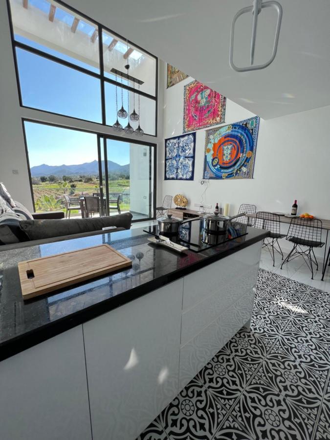 Hermes Penthouse Akanthou Exteriör bild