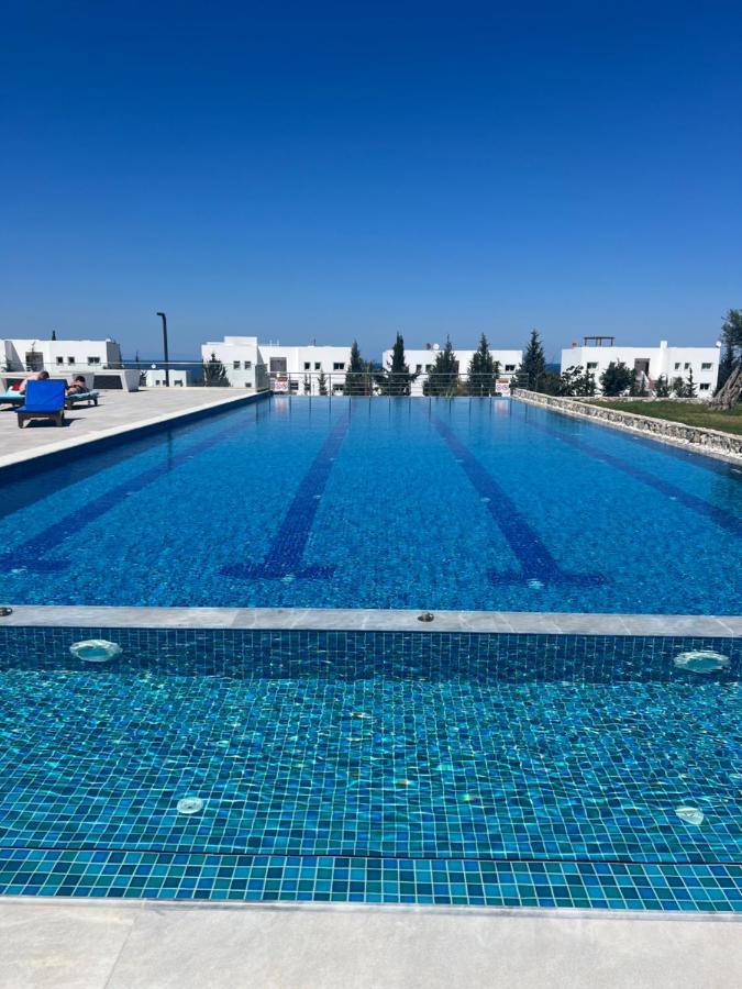 Hermes Penthouse Akanthou Exteriör bild