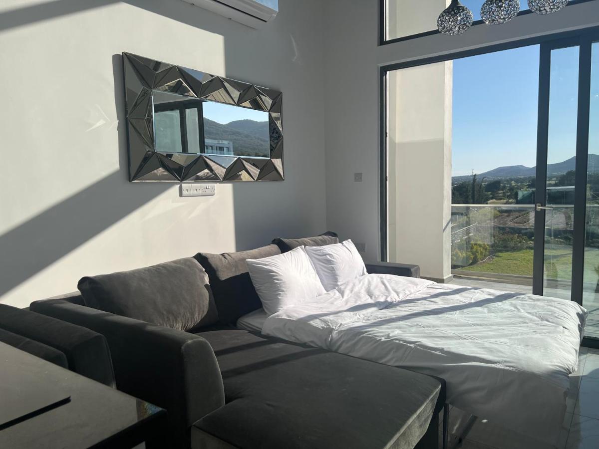 Hermes Penthouse Akanthou Exteriör bild